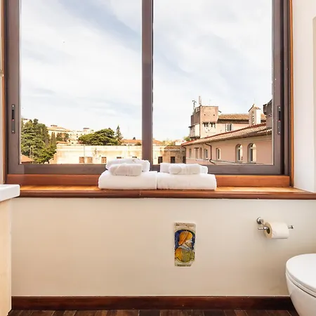 Apartamento Con Terrazzo E Vista Aperta A Trastevere *