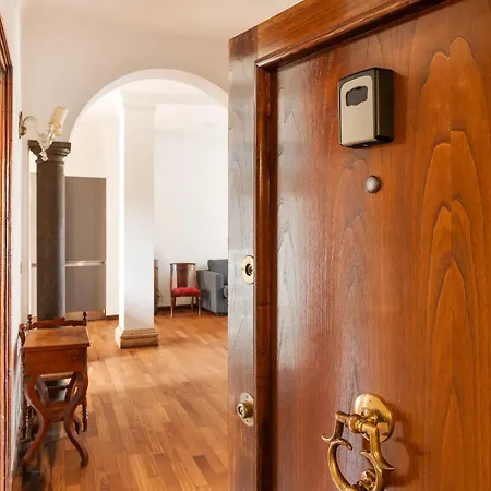 Con Terrazzo E Vista Aperta A Trastevere