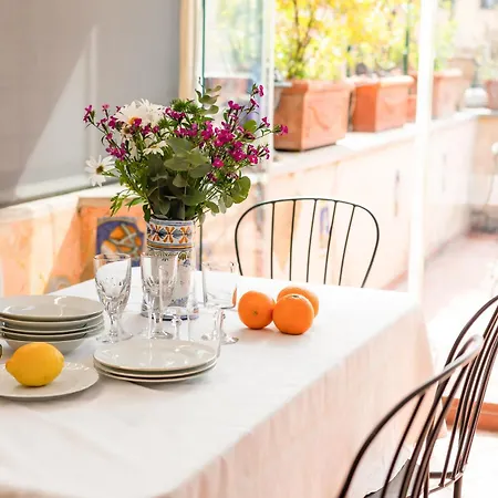 Con Terrazzo E Vista Aperta A Trastevere Apartamento *