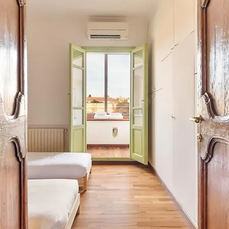 Con Terrazzo E Vista Aperta A Trastevere Apartamento Roma