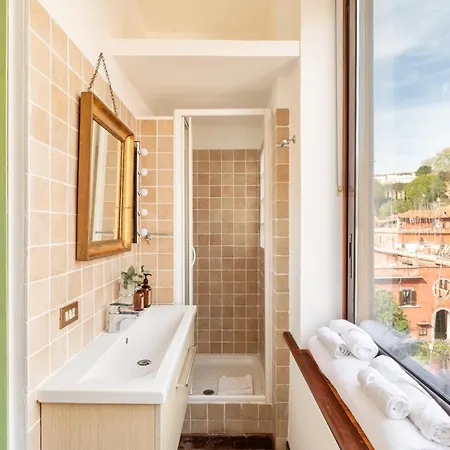 Con Terrazzo E Vista Aperta A Trastevere * Roma
